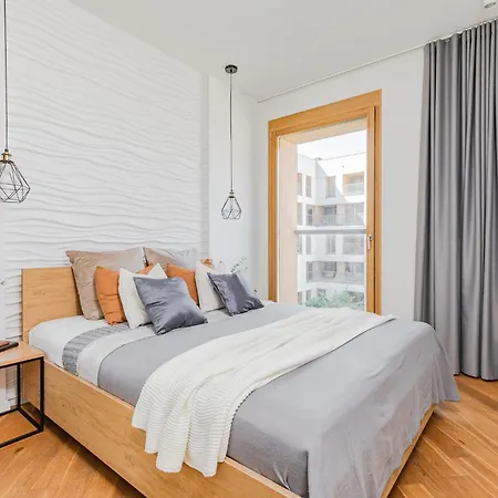 Apartament Superapart Kolejowa 49a *